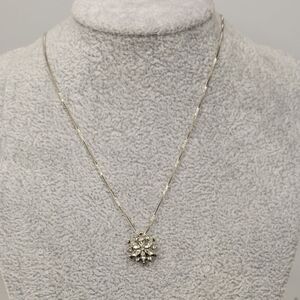 ▪︎New! Snowflake Necklace